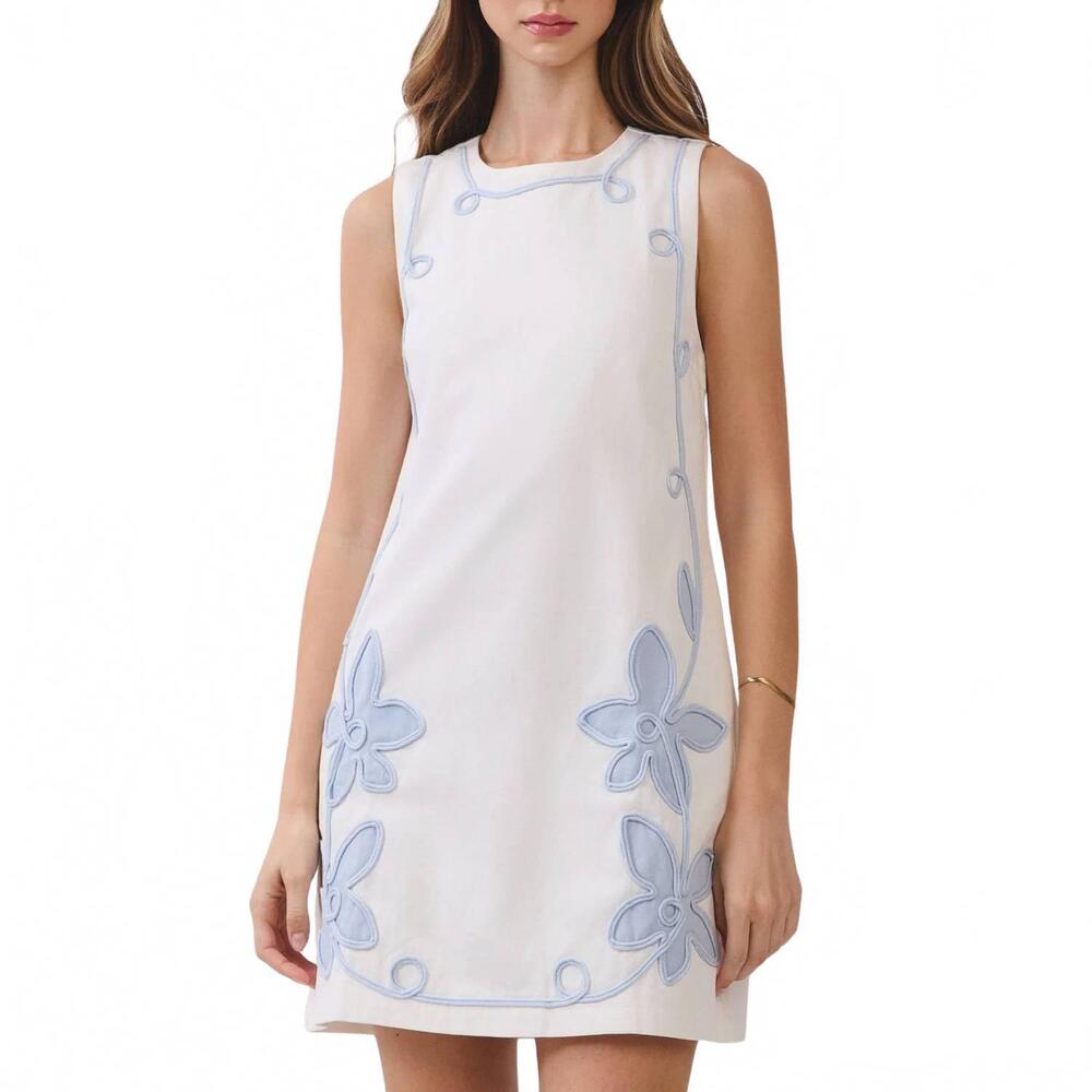 NEW TCEC floral appliqué shift mini dress in baby blue